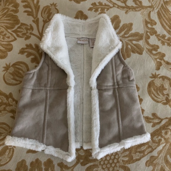 Lilly wicket vest - Picture 1 of 6